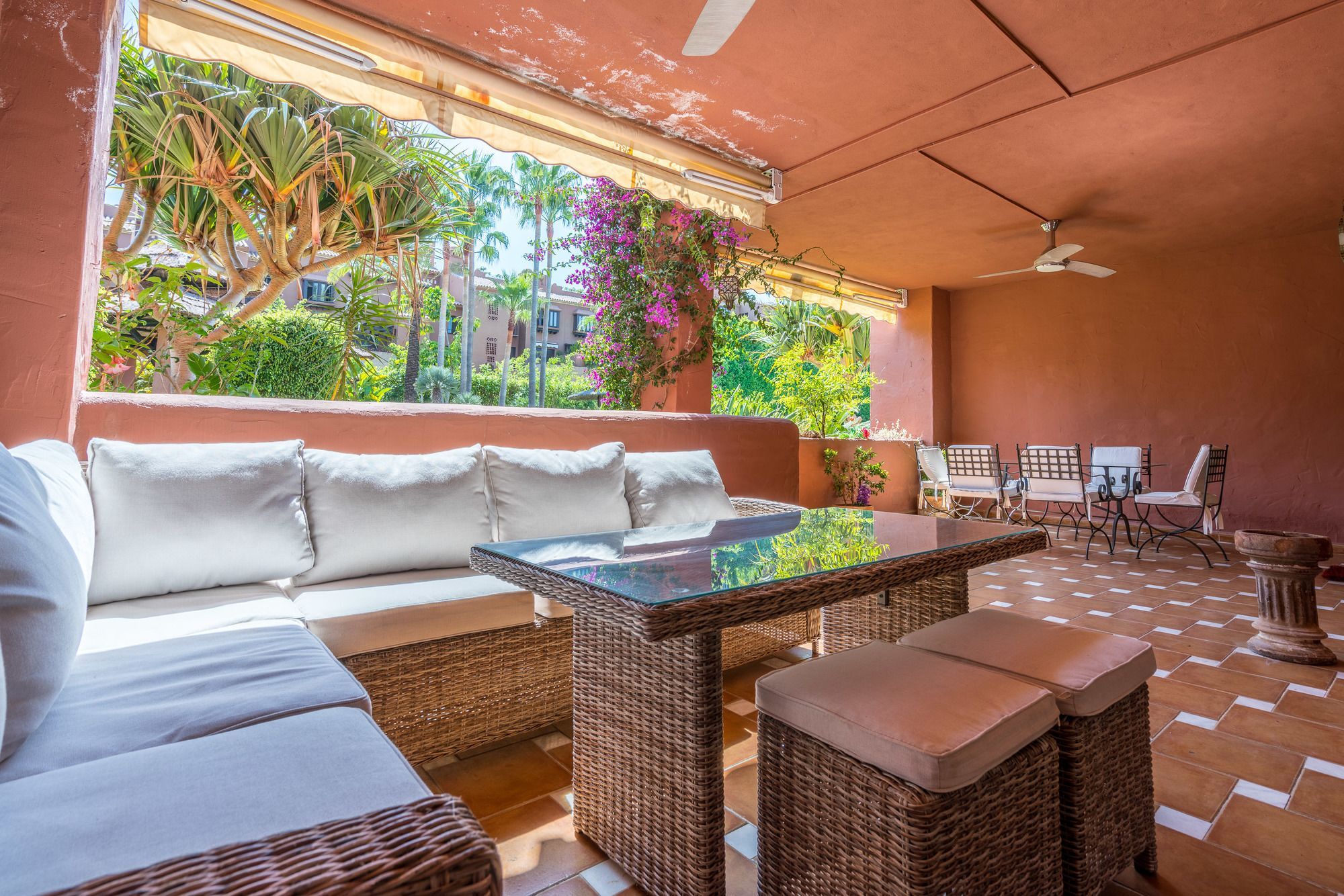 The Grand Oasis Estepona Marbella Buitenkant foto